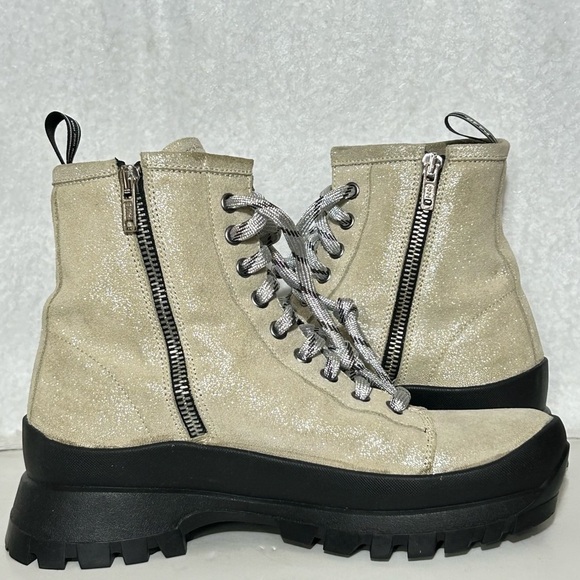 P448. Womens Denise Shimmery Beige Leather Vibram Platform Sneaker Booties EU 36 - Picture 6 of 13